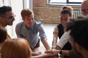 Read more about the article Building trust in the workplace: 14 steps