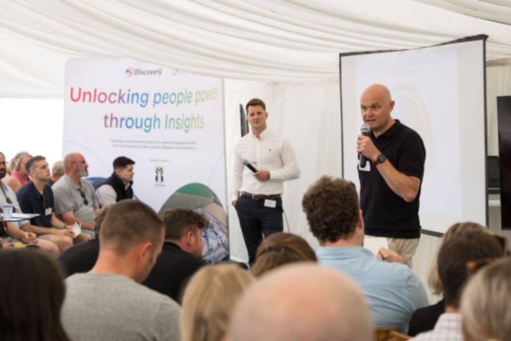 Read more about the article Effective Feedback Strategies for Leaders